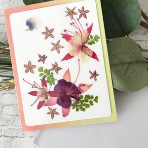 Carte de vraies fleurs pressées - Cartes assorties pliées avec de vraies fleurs pressées - Cadeau de carte unique pour vos amours - C#02