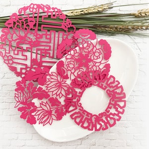 Sets von 4 Floralen handgefertigten Schnitten für Dekor - Geburtstag - Kartenherstellung - Jubiläum - Scrapbooking - Einzigartige Geschenke - PC 004