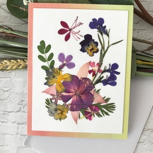 Real Pressed Flowers Card -  Folded Assorted Cards with Real Pressed Flowers - Unique Card gift for Your Loves - C#02