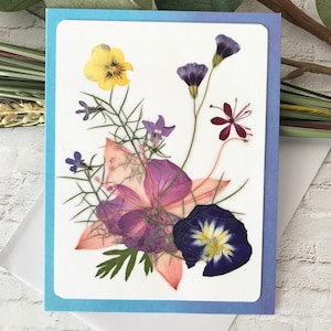 Real Pressed Flowers Card -  Folded Assorted Cards with Real Pressed Flowers - Unique Card gift for Your Loves - C#02