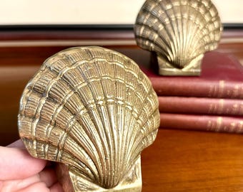 Sujetalibros de latón vintage / Sujetalibros con forma de concha / Decoración de biblioteca costera