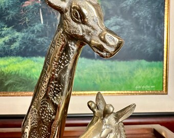 ヴィンテージの真鍮製キリンの置物：お母さんと赤ちゃん、サファリ風の