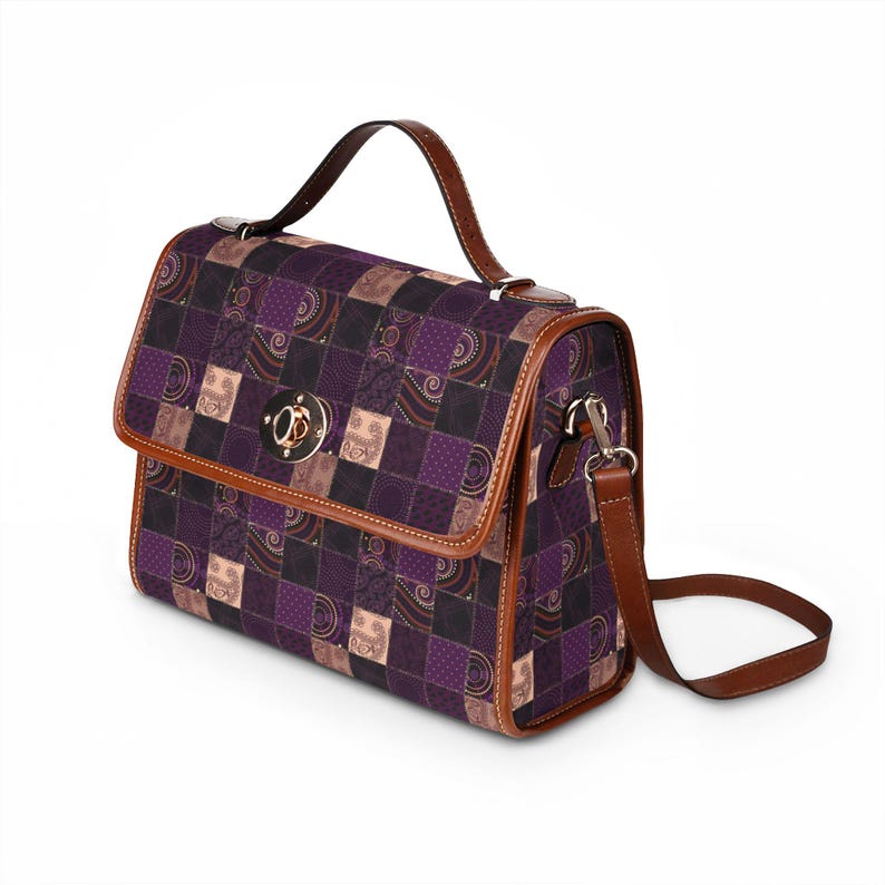 Lila Patchwork Muster Wasserdichte Ledertasche | Leder Umhängetasche Bild 3