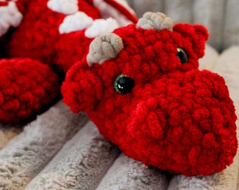 Peluche de dragón de ganchillo / Peluche de dragón amigurumi / Animal de peluche hecho a mano / Regalo hecho a mano
