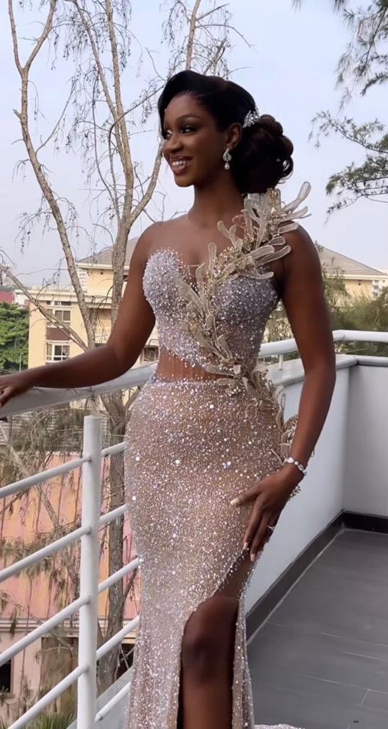 Gold Applique African Nigerian Mermaid Mermaid Formal Dress With Sheer  Neckline And Long Sleeves Perfect For Prom And Formal Events From Langju22,  $110.27 | DHgate.Com