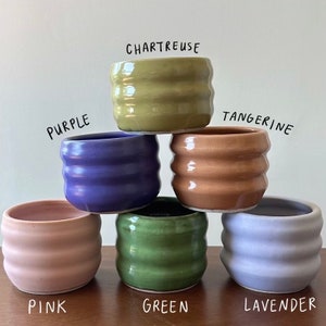 Tasse de poterie en céramique ondulée faite à la main Tasse à bulles colorée Verres modernes Cadeau unique Tasse colorée Poterie Verres en céramique image 3