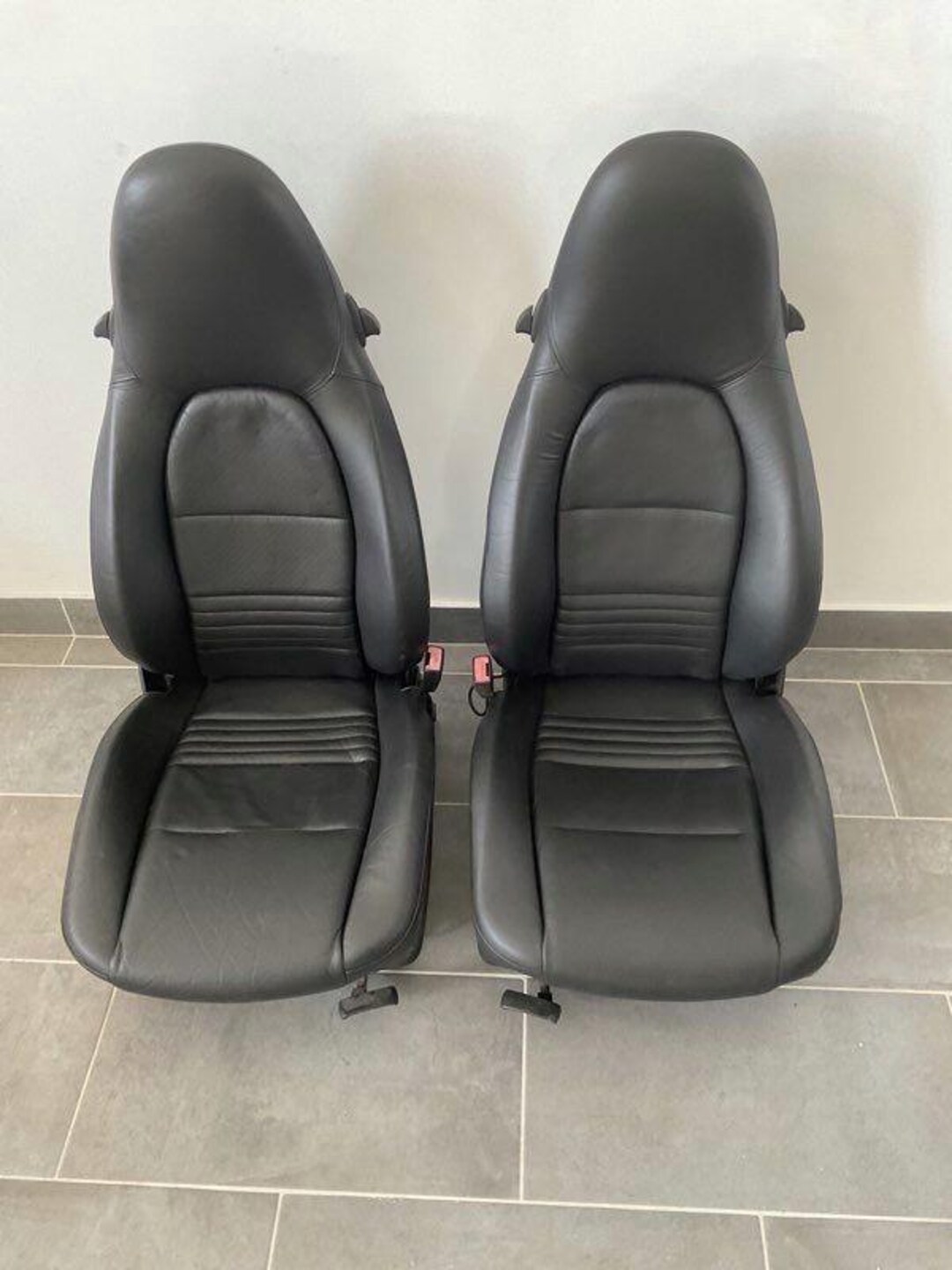 IGGEE Custom Fit Seat Covers – Porsche Boxster 986 / 911 996 1997-2004 – Black/Yellow Artificial Leather