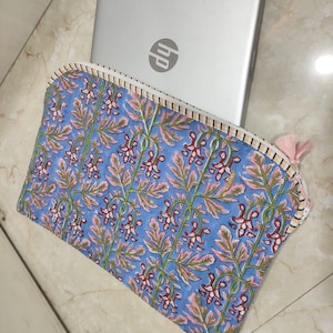 Beautiful Leaf Art 100% Cotton Block Print Quilted Handmade Laptop Protector/Sleeve, Ipad Sleeve, Tablet zipper Pouch,Macbook Air Cover/Case
