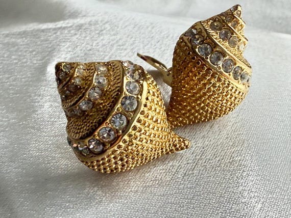 Vintage KJL Kenneth Jay Lane Conch Shell Clip On … - image 3