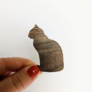 Walnut Wood Sitting Cat Magnet: Cat Lover Gift