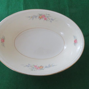 Homer Laughlin Georgian Serving Bowl Eggshell L46 N5