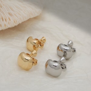 Pebble Stud Clip on Earrings, Fake Earrings, Bean Clip on Earrings, Korean Jewelry, Kpop Jewelry