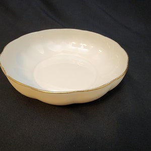 Vintage Lenox Porcelain Bowl Scalloped Edge 7&quot; Diameter Ivory and Gold B21