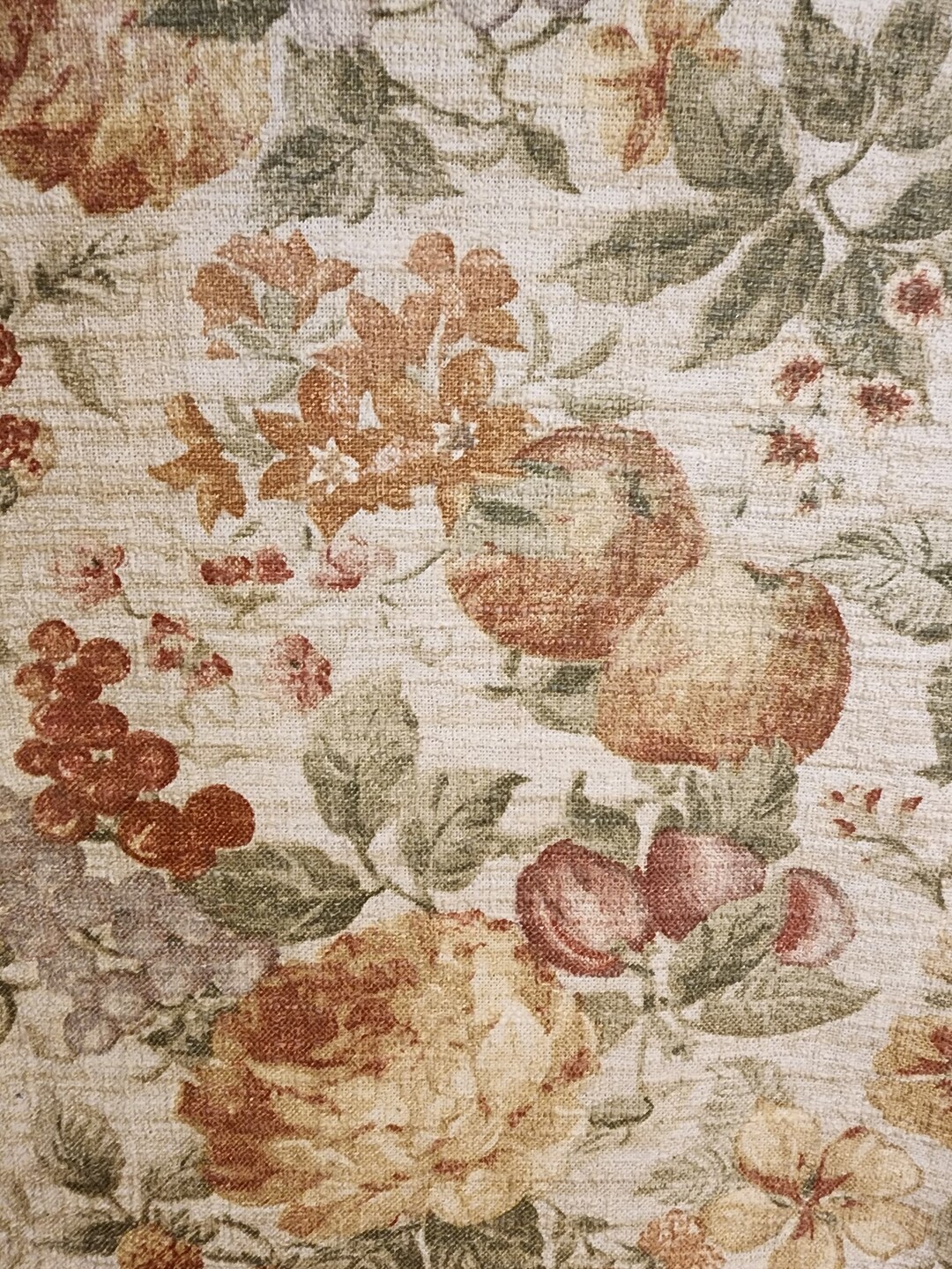 Montague Estate Floral Teflon Coated Decorating Fabric 100 Cotton by