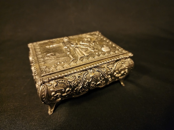 Vintage Japan Silver Tone Trinket/Jew Box Ornate … - image 1