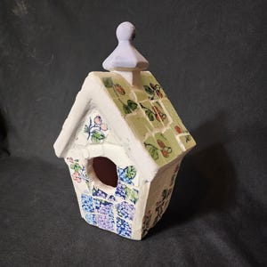 Vintage Studio Art Pottery Mosaic Decorative Bird House White Blue & Green
