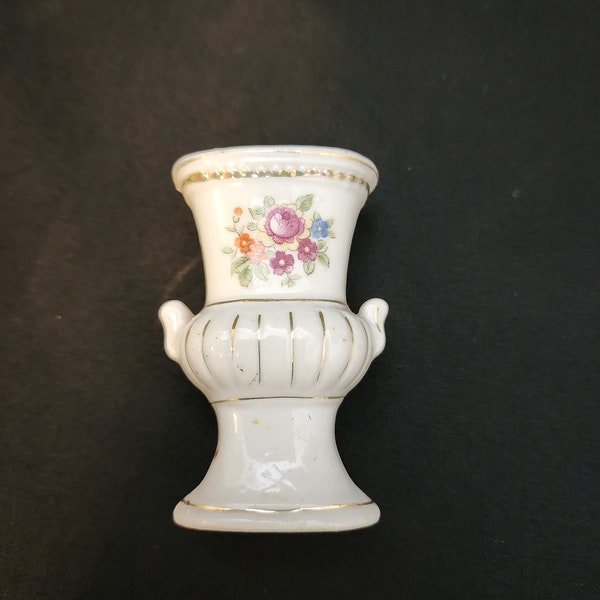 Occupied Japan Miniature Vintage Bud Vase Hand Painted Porcelain B17