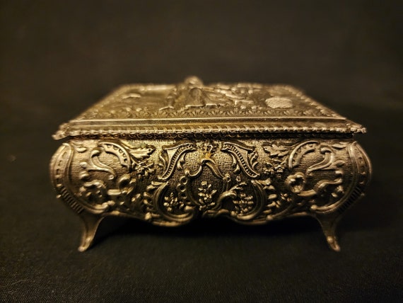 Vintage Japan Silver Tone Trinket/Jew Box Ornate … - image 3