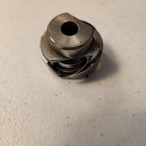 Singer Sewing Machine Rotary Hook Part# 272136 B12