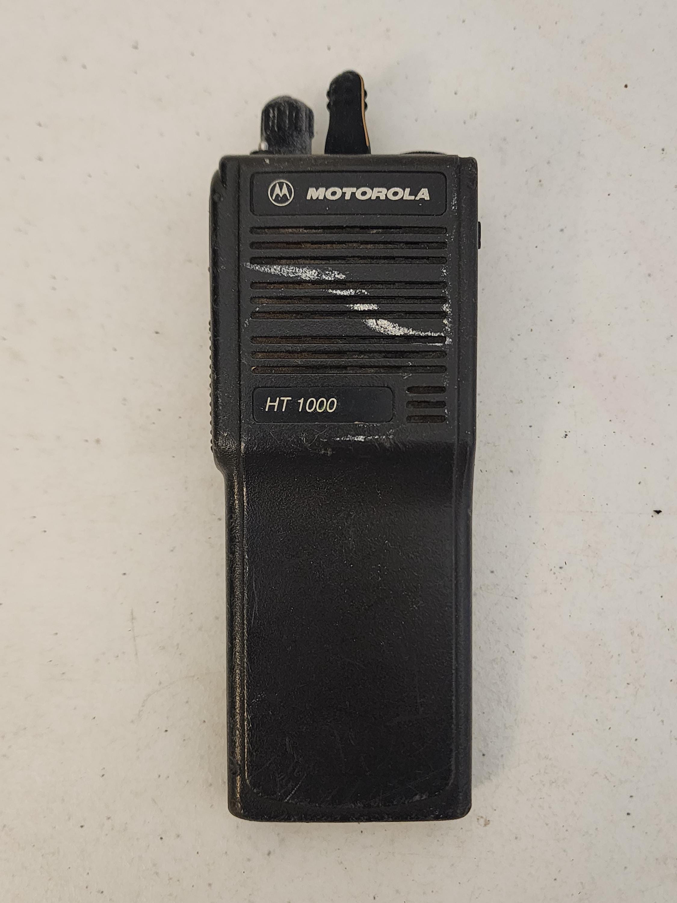 Motorola HT 1000 Two-Way Radio Walkie Talkies H01SDC9AA1BN