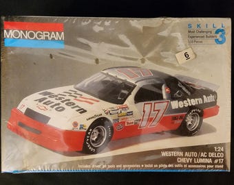 Revell DALE EARNHARDT #3 Goodwrench Service Plus NASCAR Sealed