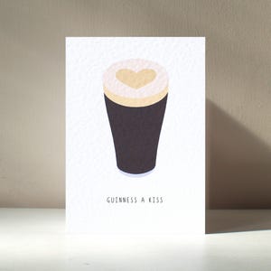 Kiss - A6 Beer Ale Drinking Alcohol Stout Split the G Funny Pun Gelukkige Verjaardag Vaderdag Liefdeswenskaart - Gratis personalisatie