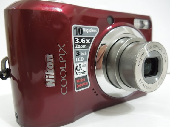 Nikon Coolpix L20 10MP Digital Camera With 3.6 Optical Zoom