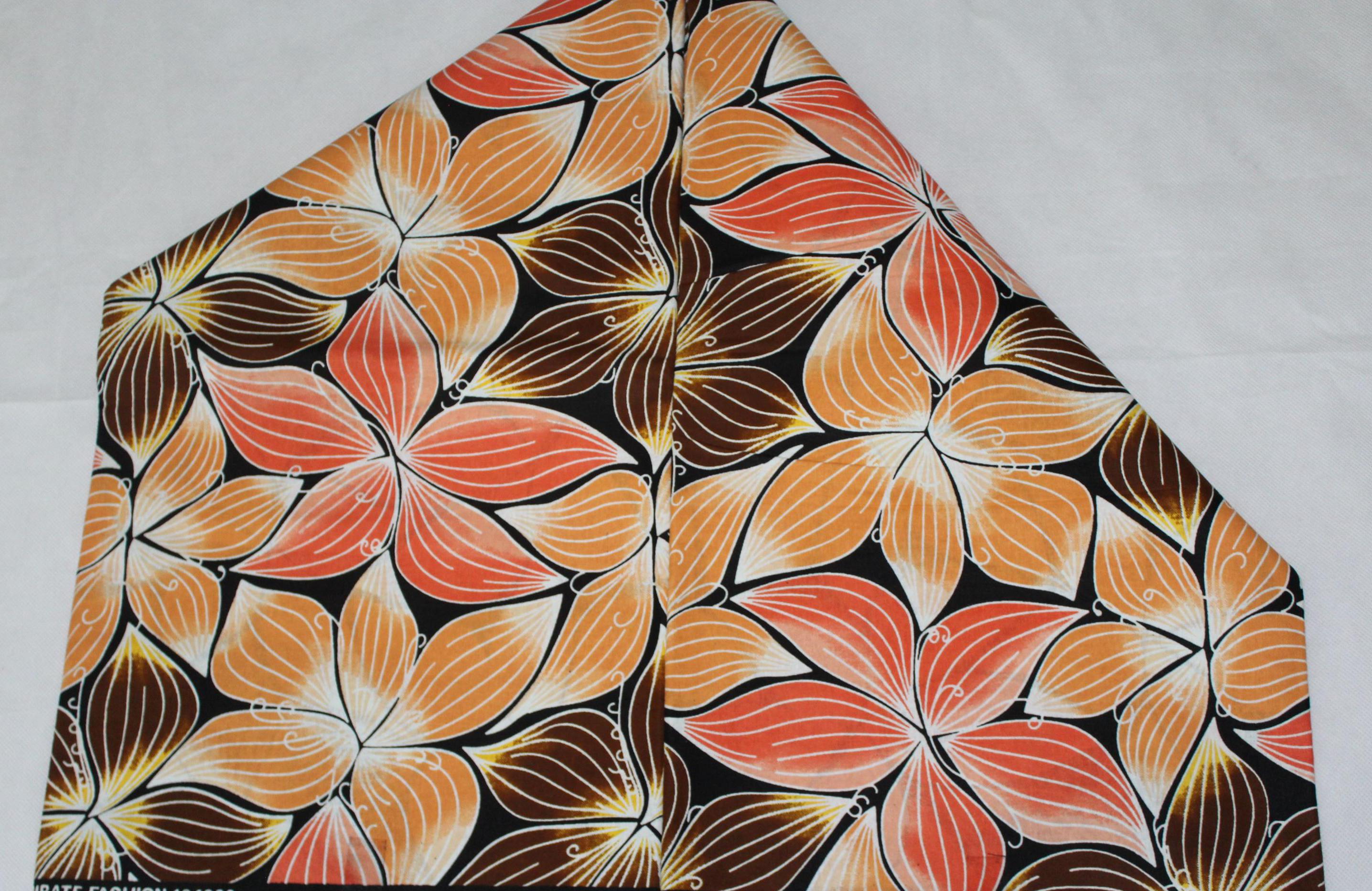 Elegant Floral African Wax Print Fabric main image 1