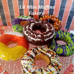 Halloween Donuts, Faux Halloween Donuts, Fake Bake Halloween Donuts