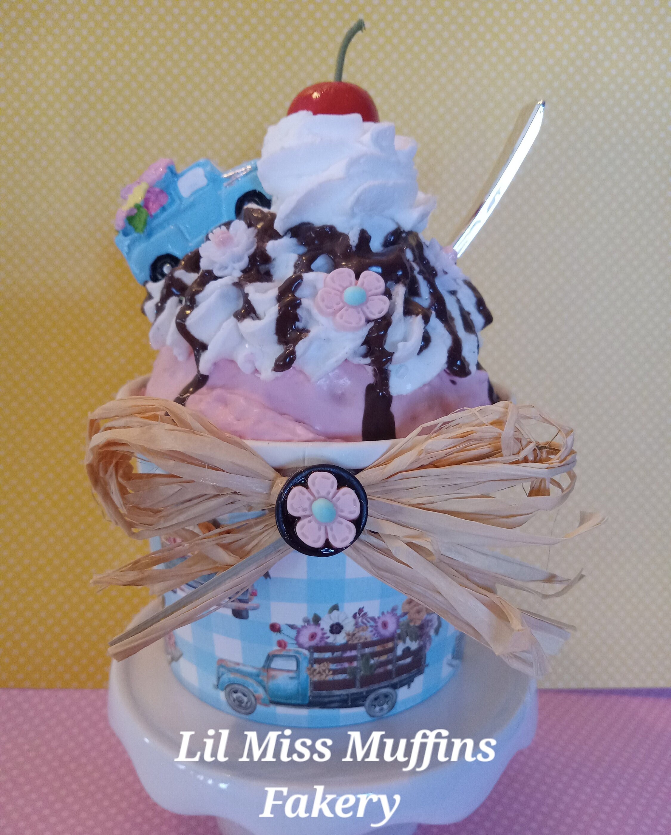 CLEARANCE Strawberry Ice Cream Sundae, Faux/fake Bake, Spring Truck ...