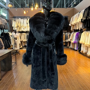 Handmade Black Fox Fur & Alcantara Coat: Luxury Women's Winter Fashion image 1