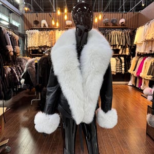 Echter Fuchspelz und Echtlederjacke für Damen