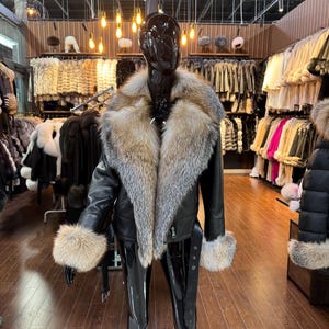 Echter Fuchspelz und Echtlederjacke für Damen