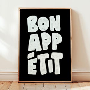 Bon Appetit ポスター、ミッドセンチュリーのタイポグラフィ プリント、フランス語の引用ポスター、白黒のキッチン ウォール アート、キッチンの装飾、キッチン プリント可能