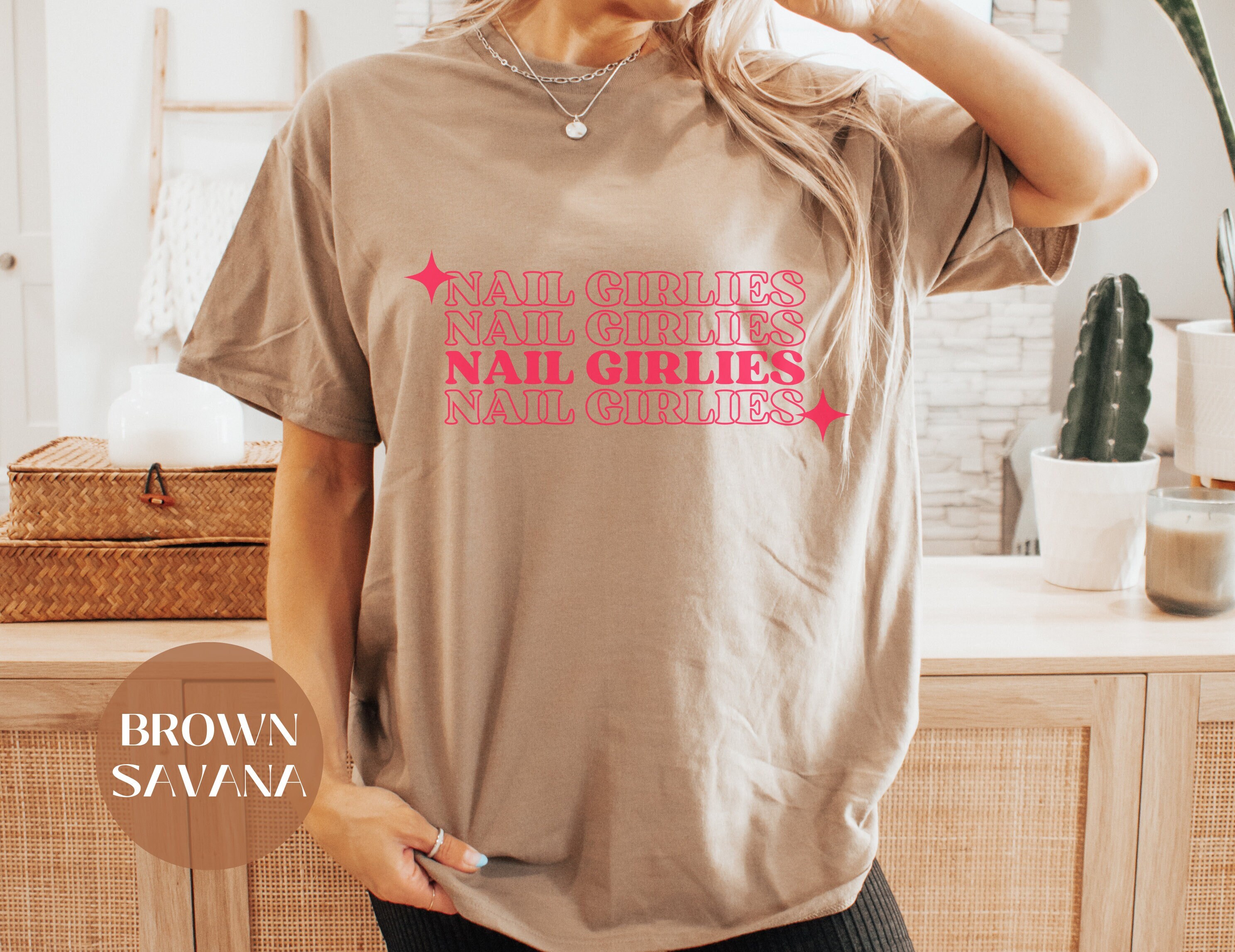 Camisa Nail Girlies, camisa de uñas, camisa de tecnología de uñas, regalo de tecnología de uñas, técnico de uñas, uñas, regalo para ella, camiseta de moda, tecnología de uñas SVG