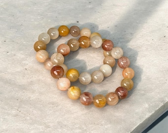 Pulsera de cuarzo con pelo de conejo arcoíris / Energía y calma / Regalo único para ella