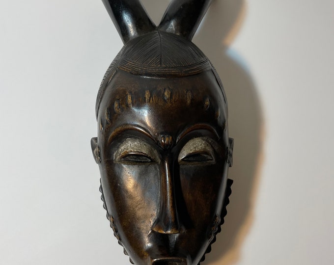 Beautiful Baoulé Male mask, African Art, African Wall Decor, Home Decor, Gift