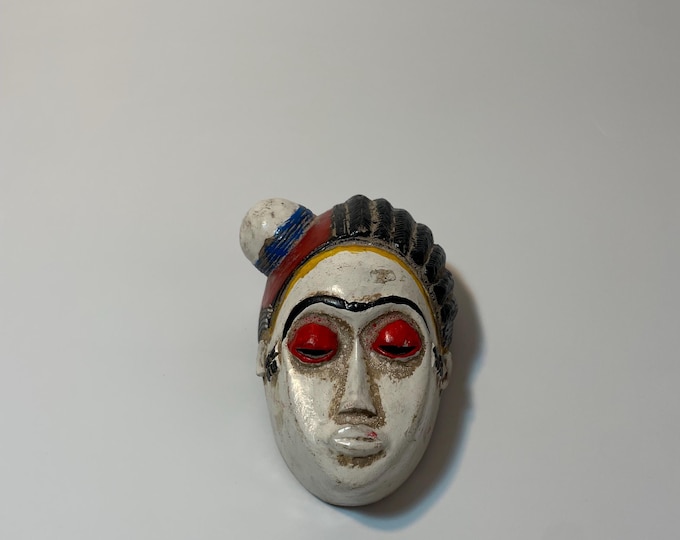 White Miniature Baoulé Passport mask, African Art, African Decor, Ivory Coast