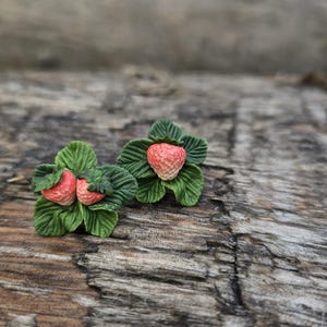 Sommer Ohrringe mit Erdbeeren für Forest Babes Geschenk Geschenk für Mädchen