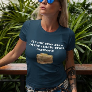 Size Doesn&#39;t Matter Funny Gift T Shirt
