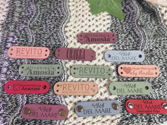 60 Etichette Fatte A Mano In Pelle Scamosciata PU – Con Fori, 10 Colori, Per Cucire Su Cappelli, Borse, Maglioni Fai Da Te - 2