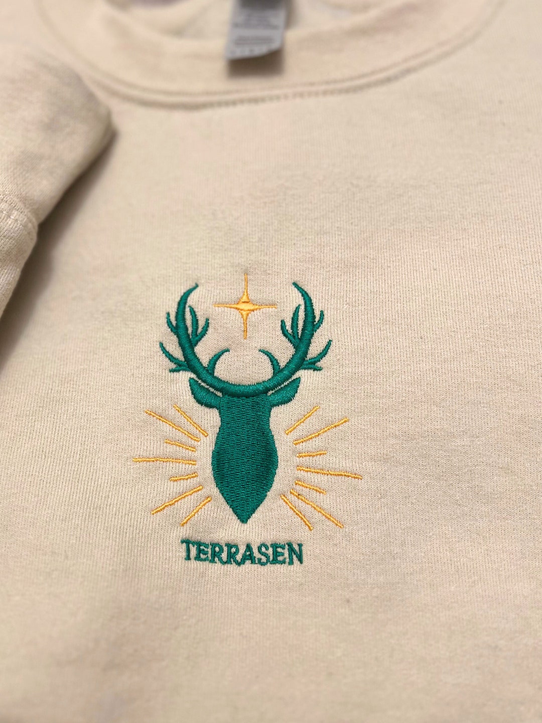 Terrasen Stag Embroidered Sweatshirt Sarah J Maas Throne of Glass SJM ...