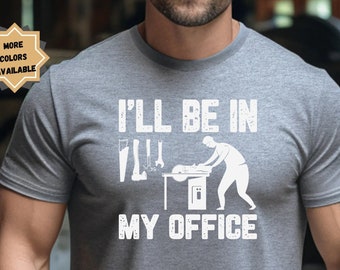 Funny Carpenter T-Shirt, Woodworking Gift for Handyman