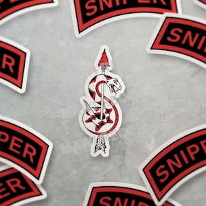 Adesivo per la scuola di cecchini / Serpente e freccia, esercito americano, addestramento di abilità speciali / Vinile fustellato resistente, finitura opaca per equipaggiamento e superfici militari