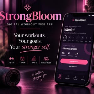 Op de afbeelding: Een smartphone toont de interface van de StrongBloom workout-web-app met een donker thema en roze accenten. Het scherm toont een trainingsschema voor billen en bovenbenen. Een zwarte waterfles, een opgerolde yogamat en roze dumbbells zijn zichtbaar.