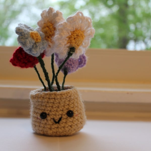 Crochet Flower pot with reversible face - Handmade plushie