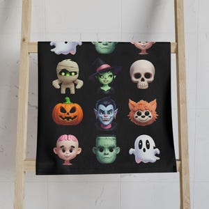 Halloween Hand Towel, Spooky Kitchen Decor, Fun Ghost Towel, Novelty Bath Towel, Halloween Party Decoration