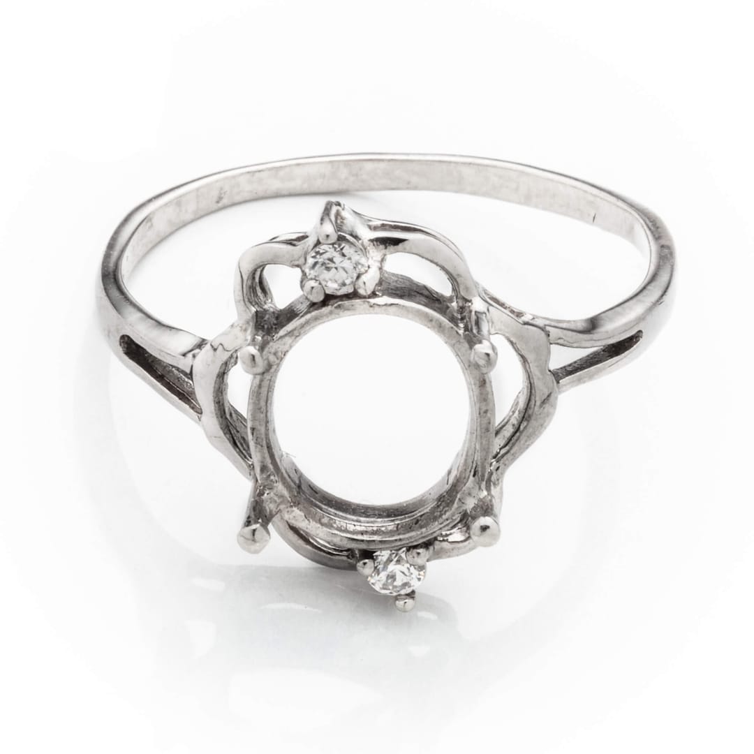 Split Shank Ring Setting With Cz's and Oval Prongs Mounting