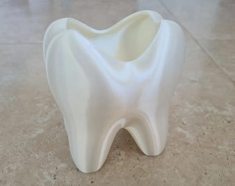 Tooth-Shaped Holder, Cute Bathroom Toothbrush Stand, Pencil and Pen Organizer, Desktop Accessory