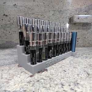Scentbird Sleek Fragrance Holder, Perfume and Cologne Organizer, Bathroom Display Shelf for 30 Bottles and 3 Cases